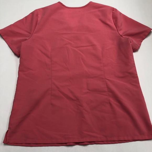 Figs Technical collection Scrub top Style #FW1100 - Picture 3 of 3